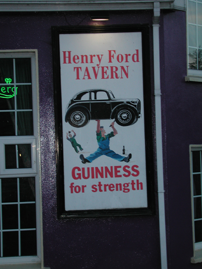 Henry Ford Tavern sign.jpg 193.0K